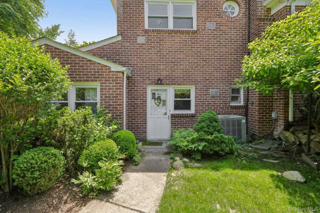 1055 Mamaroneck Avenue, White Plains, NY 10605 - Photo 30 of 38