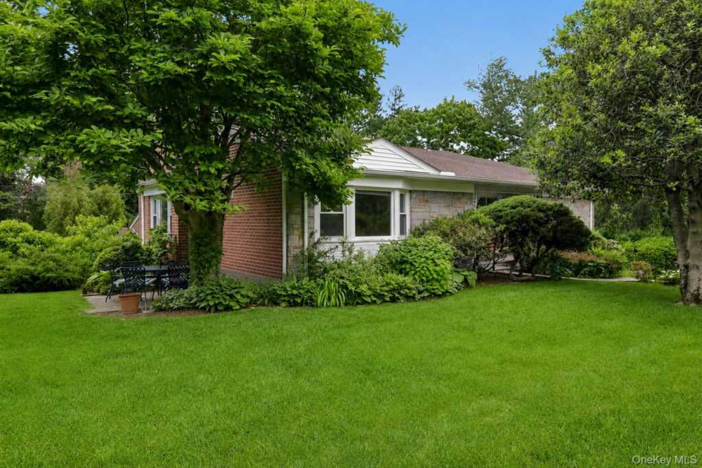 1055 Mamaroneck Avenue, White Plains, NY 10605 - Photo 33 of 38