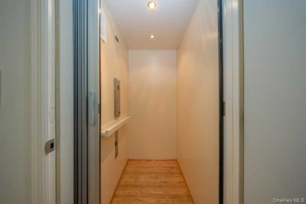 19 W Gate Road, Suffern, NY 10901 - Photo 26 of 42