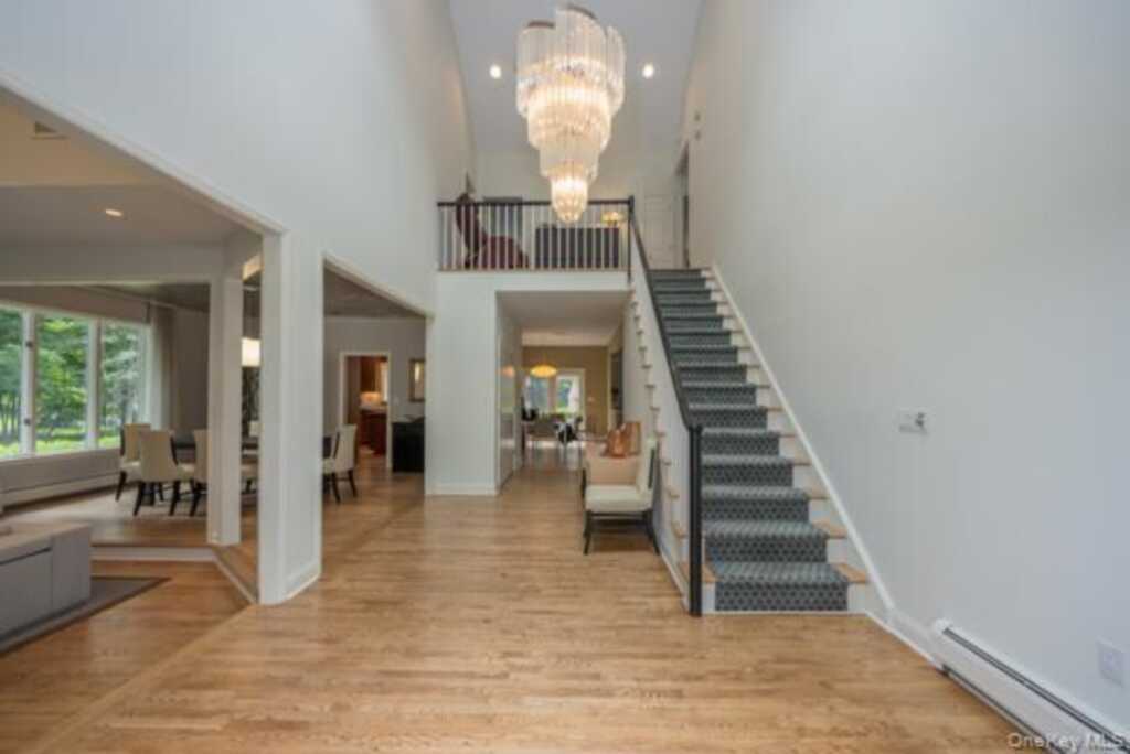 19 W Gate Road, Suffern, NY 10901 - Photo 27 of 42