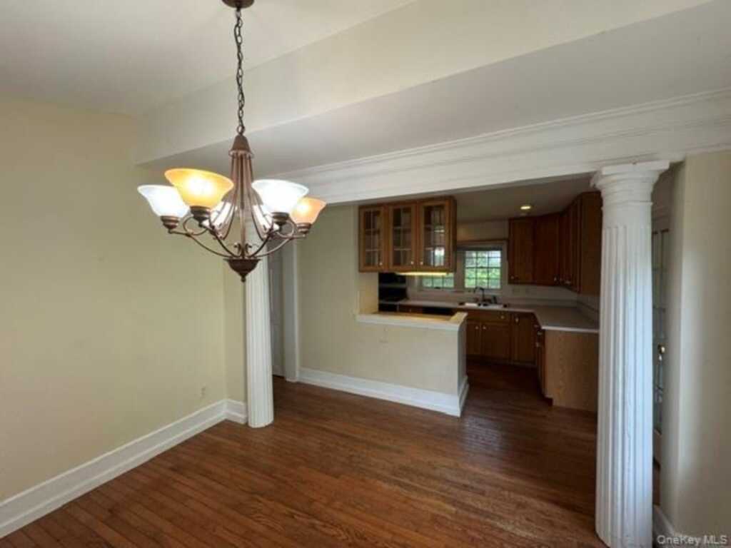 74 S Airmont Road, Suffern, NY 10901 - Photo 13 of 42