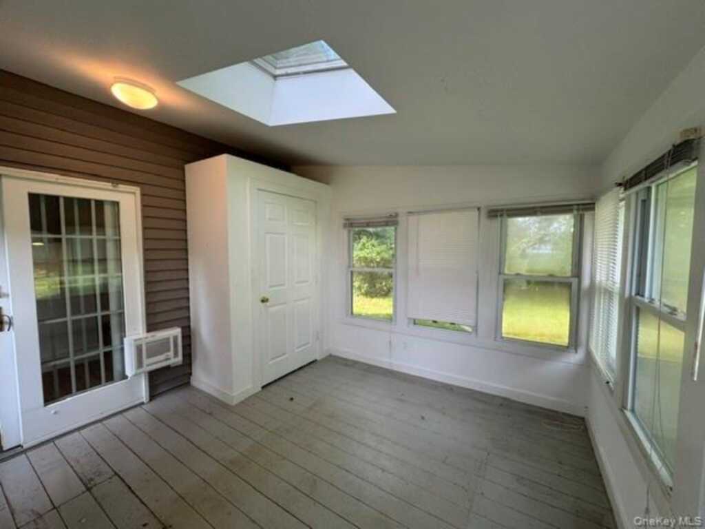 74 S Airmont Road, Suffern, NY 10901 - Photo 19 of 42