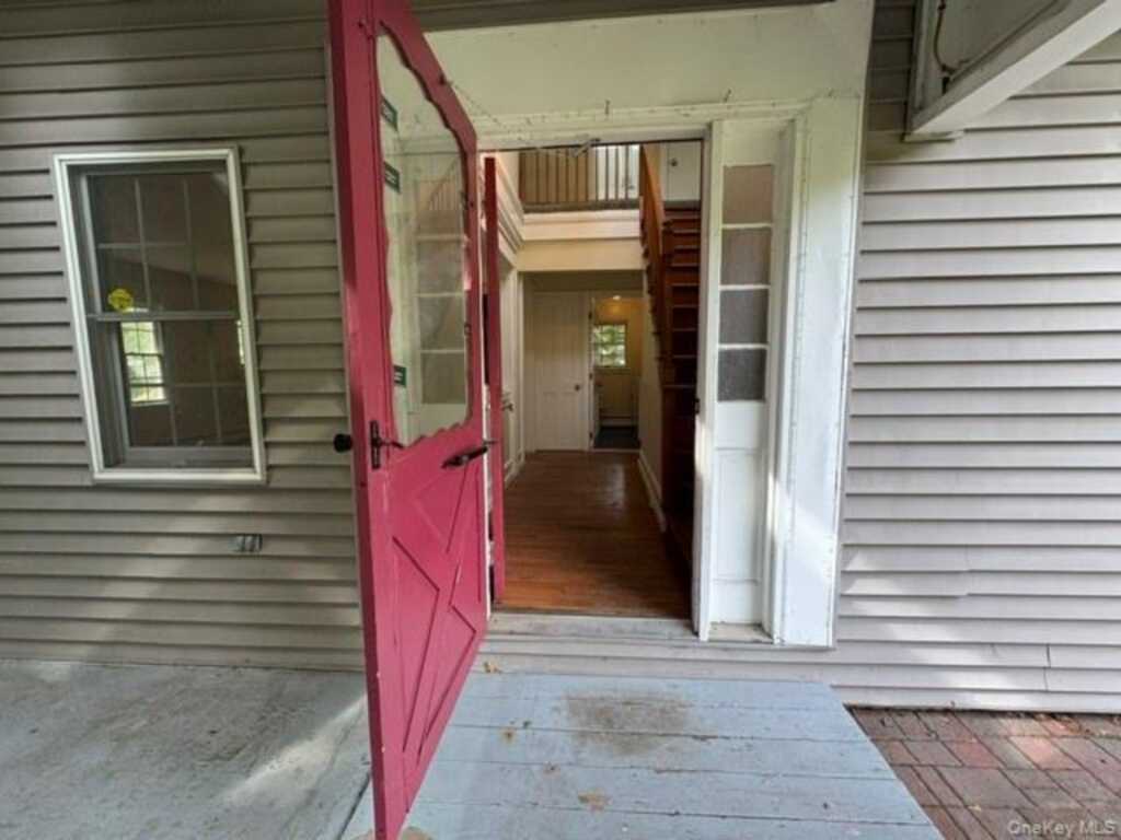 74 S Airmont Road, Suffern, NY 10901 - Photo 3 of 42