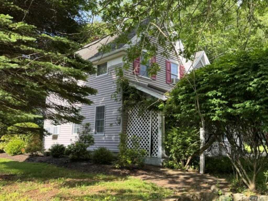 74 S Airmont Road, Suffern, NY 10901 - Photo 33 of 42