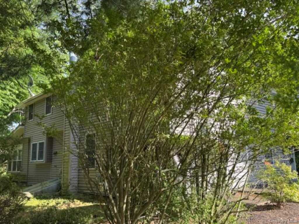 74 S Airmont Road, Suffern, NY 10901 - Photo 34 of 42