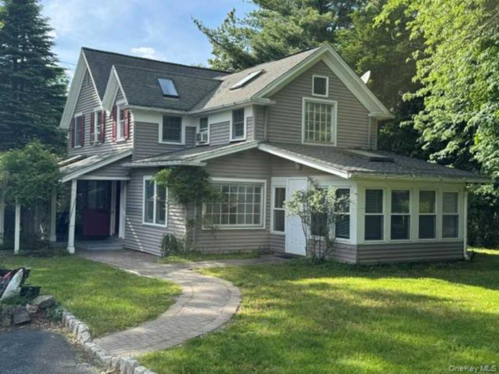 74 S Airmont Road, Suffern, NY 10901 - Photo 35 of 42