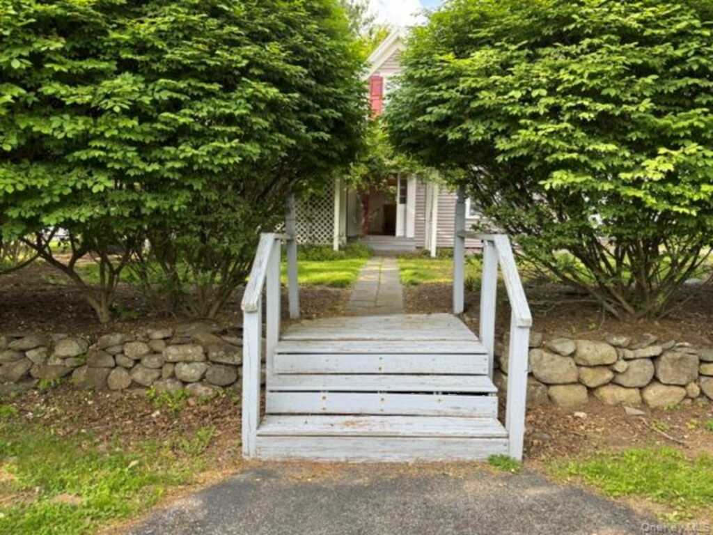 74 S Airmont Road, Suffern, NY 10901 - Photo 42 of 42