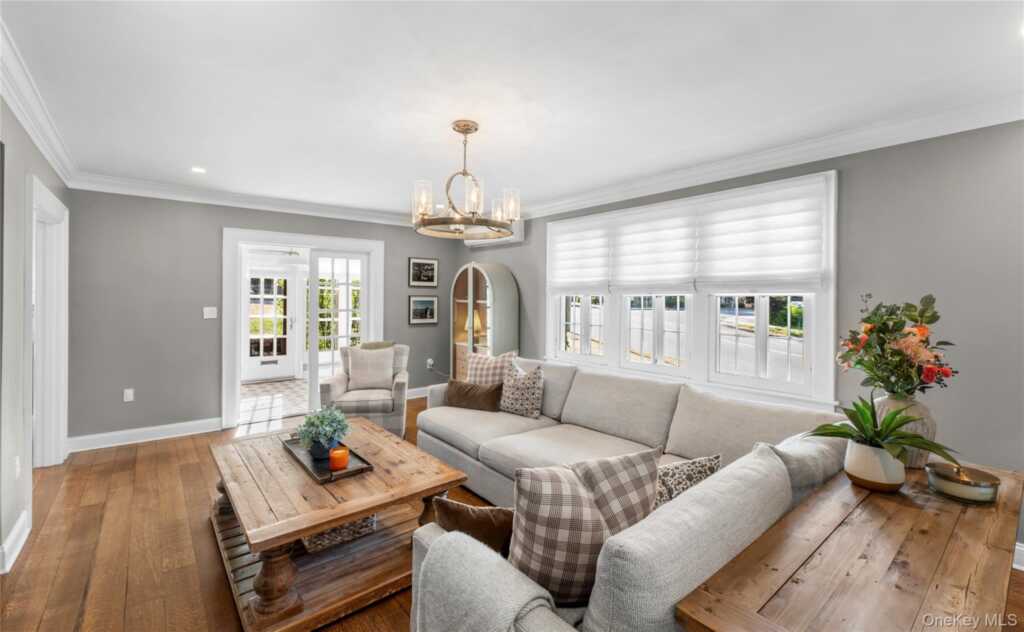 98 W Central Avenue, Pearl River, NY 10965 - Photo 10 of 48