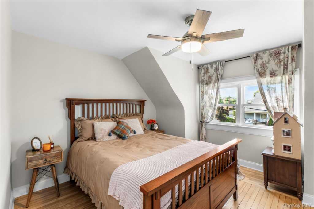 98 W Central Avenue, Pearl River, NY 10965 - Photo 24 of 48