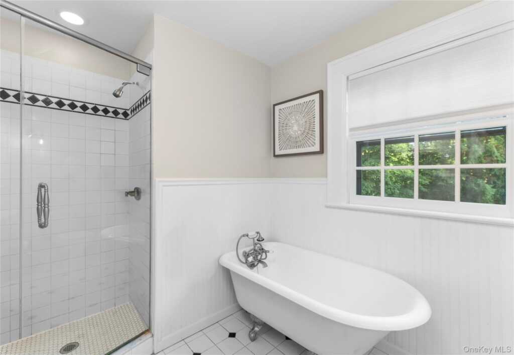 98 W Central Avenue, Pearl River, NY 10965 - Photo 26 of 48