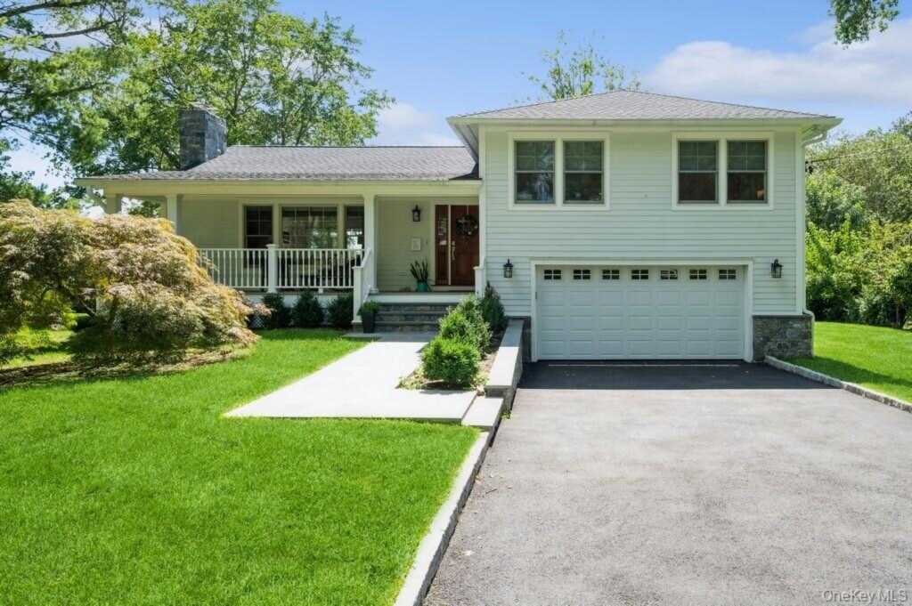 24 Sleepy Hollow Road, Rye, NY 10573