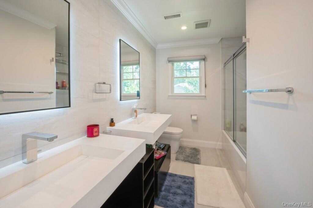 24 Sleepy Hollow Road, Rye, NY 10573 - Photo 17 of 38