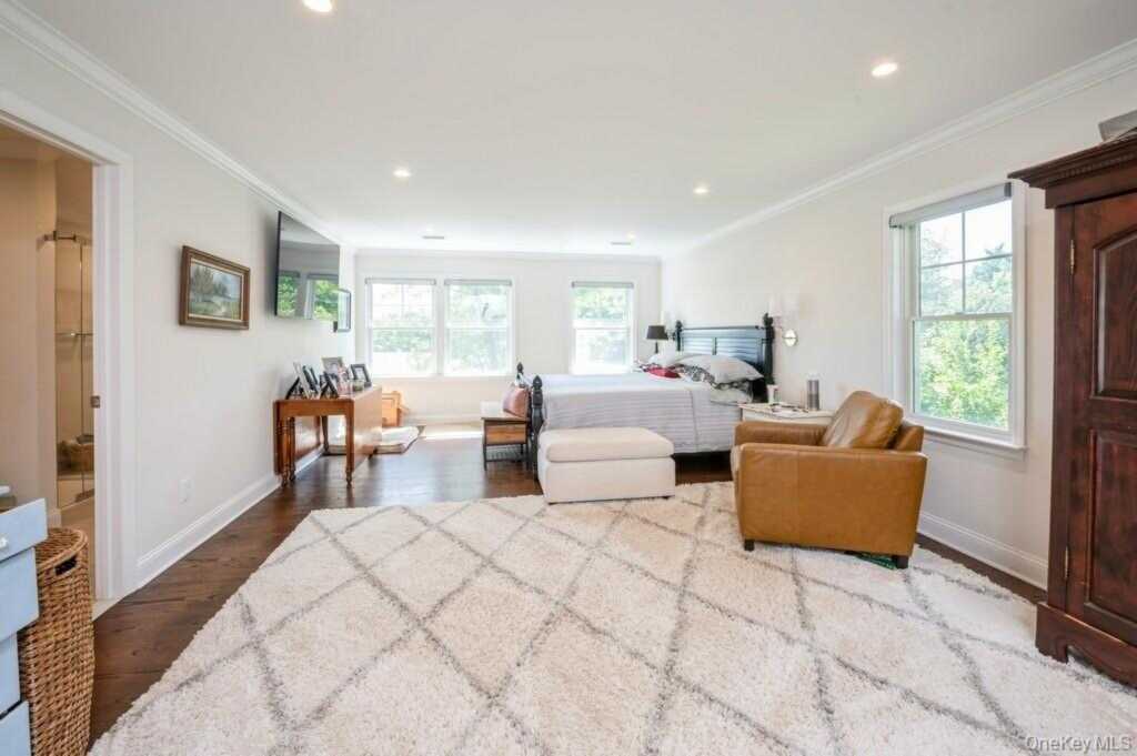 24 Sleepy Hollow Road, Rye, NY 10573 - Photo 18 of 38