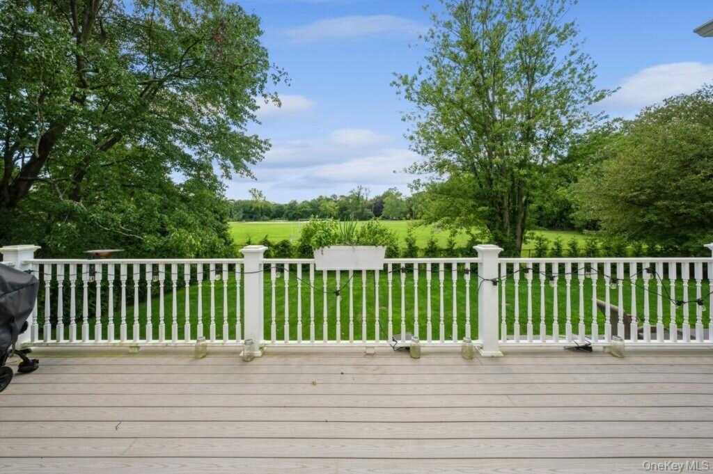 24 Sleepy Hollow Road, Rye, NY 10573 - Photo 22 of 38