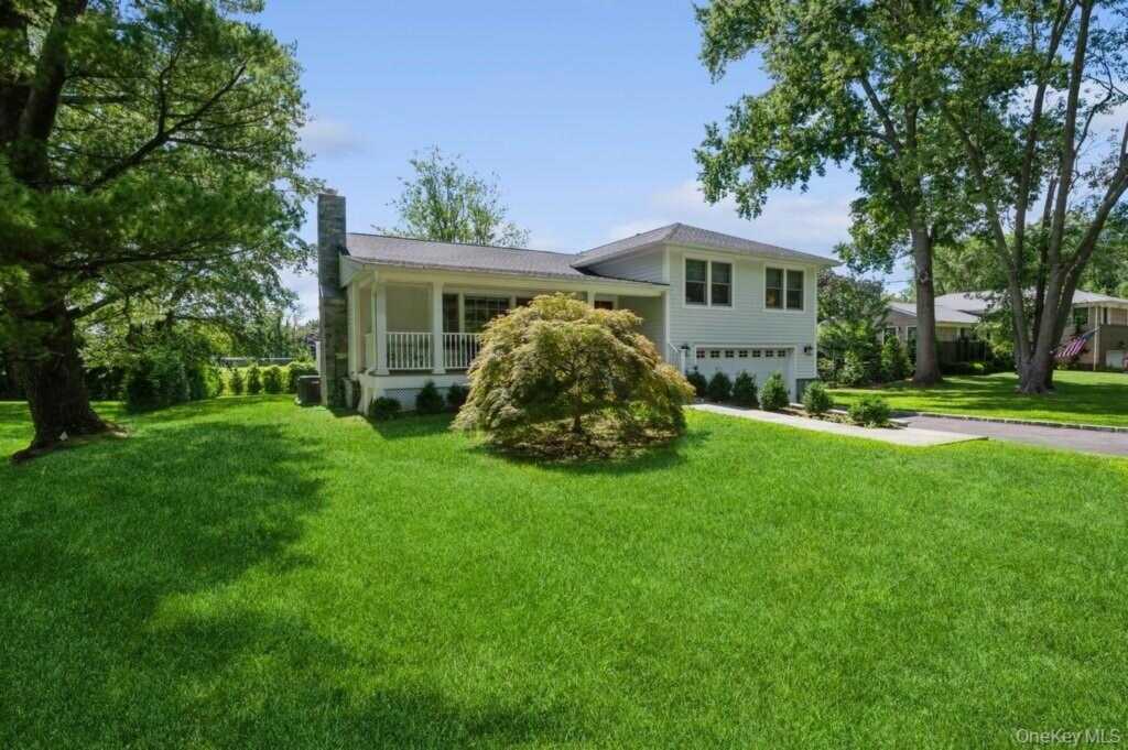 24 Sleepy Hollow Road, Rye, NY 10573 - Photo 3 of 38