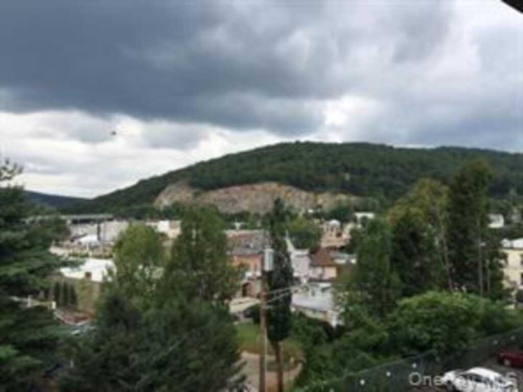 35 Park Avenue, Unit #5S, Suffern, NY 10901 - Photo 20 of 24