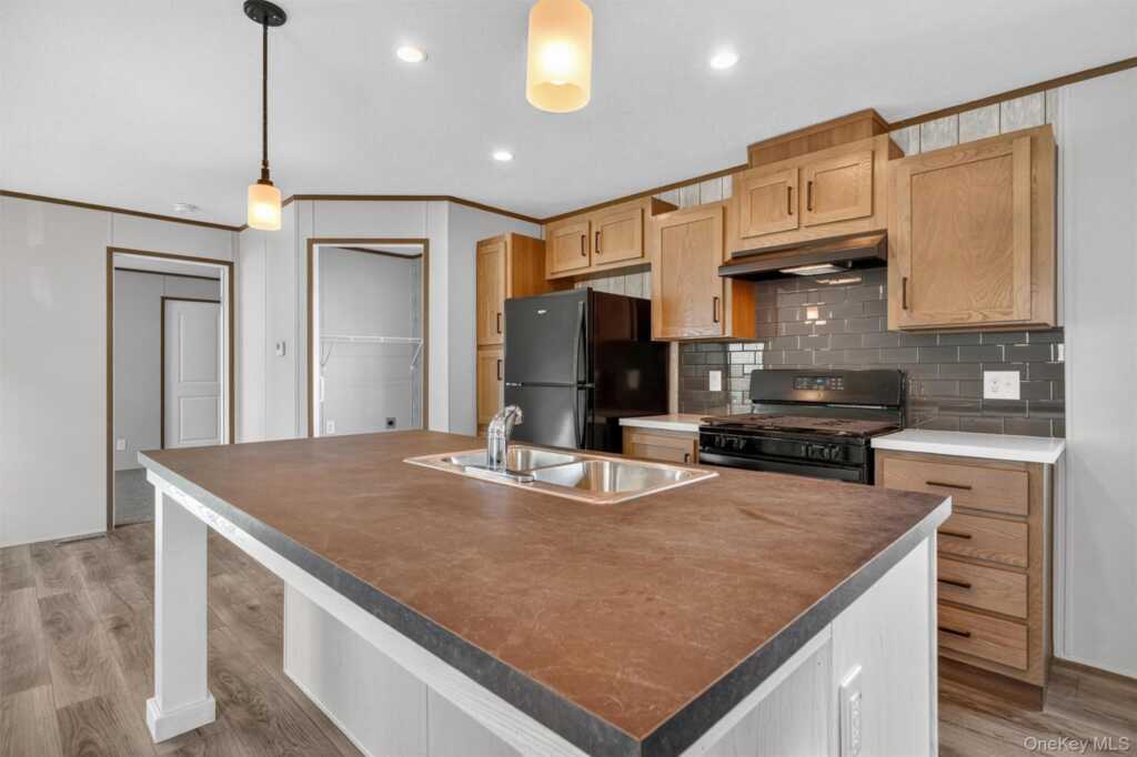 12 Ba Mar Drive, Stony Point, NY 10980 - Photo 9 of 44