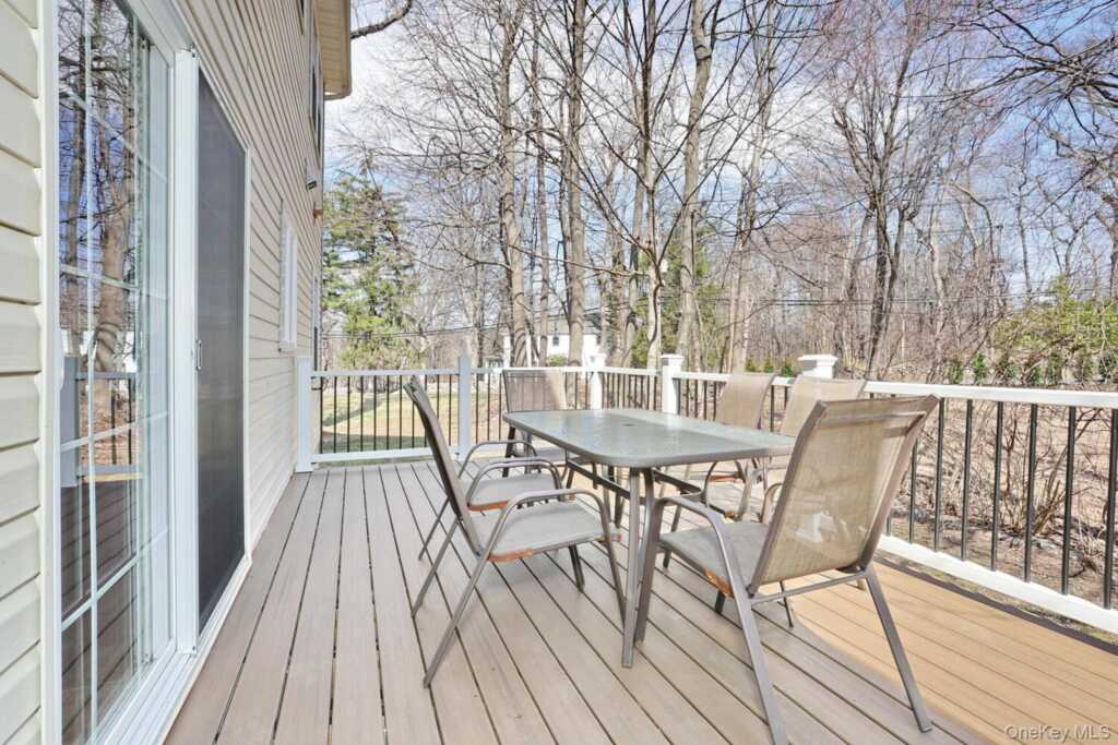 3 Polo Court, Suffern, NY 10901 - Photo 12 of 47