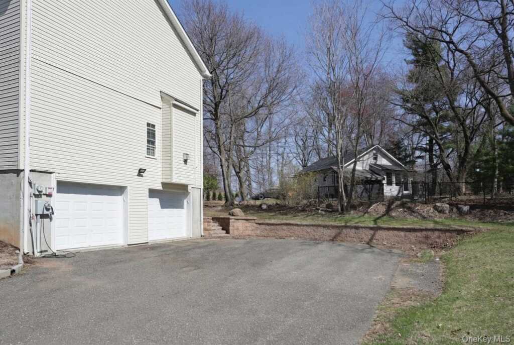 3 Polo Court, Suffern, NY 10901 - Photo 42 of 47