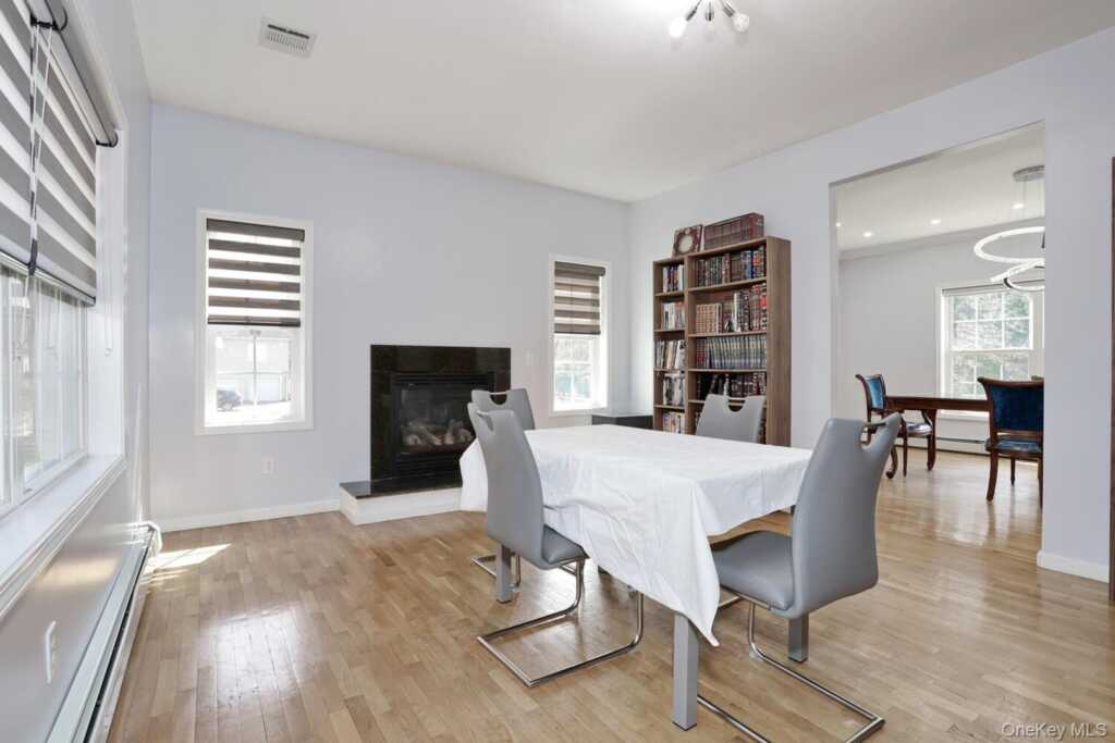 3 Polo Court, Suffern, NY 10901 - Photo 8 of 47
