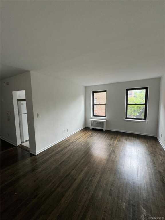 65 Old Mamaroneck Road, Unit #4R, White Plains, NY 10605 - Photo 3 of 6