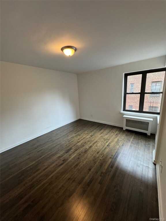65 Old Mamaroneck Road, Unit #4R, White Plains, NY 10605 - Photo 5 of 6