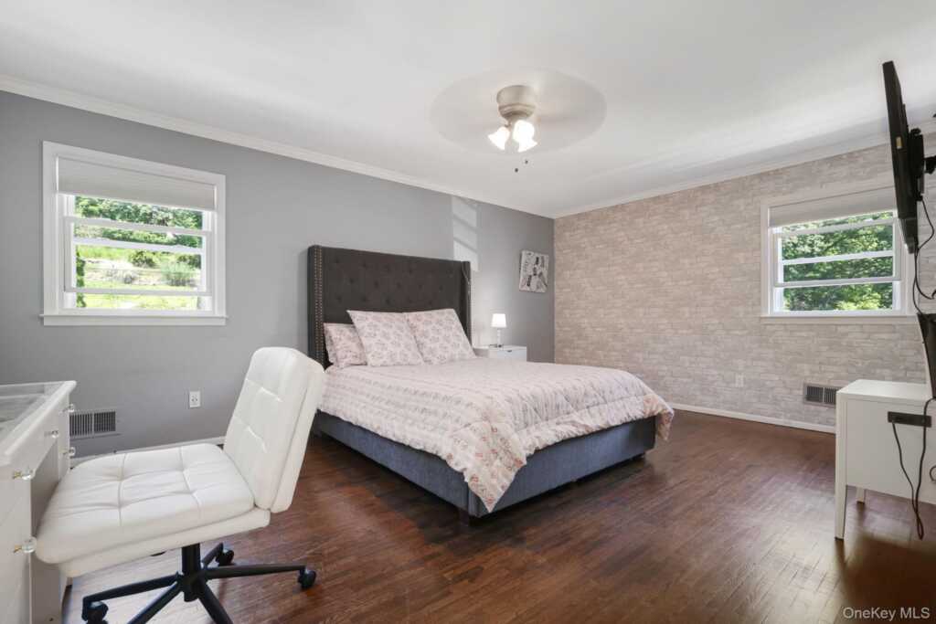 12 Pelham Avenue, Nanuet, NY 10954 - Photo 13 of 32