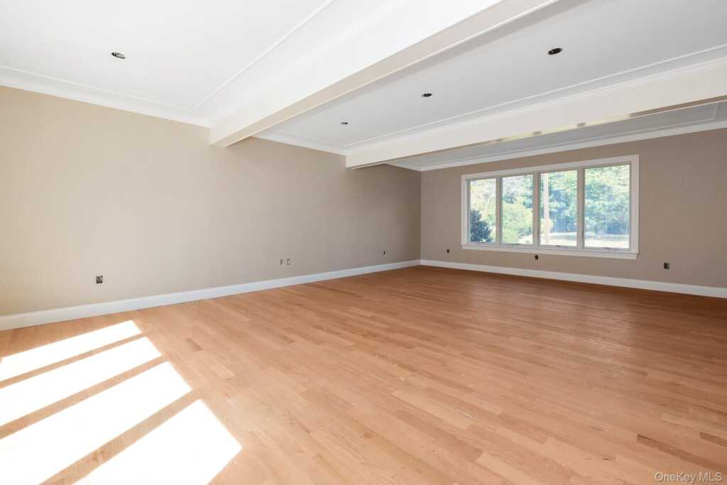 58 Marion Drive, New Rochelle, NY 10804 - Photo 13 of 27