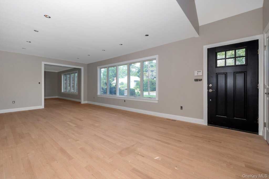 58 Marion Drive, New Rochelle, NY 10804 - Photo 23 of 27