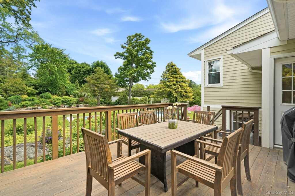 1 Pamela Lane, New Rochelle, NY 10804 - Photo 13 of 32
