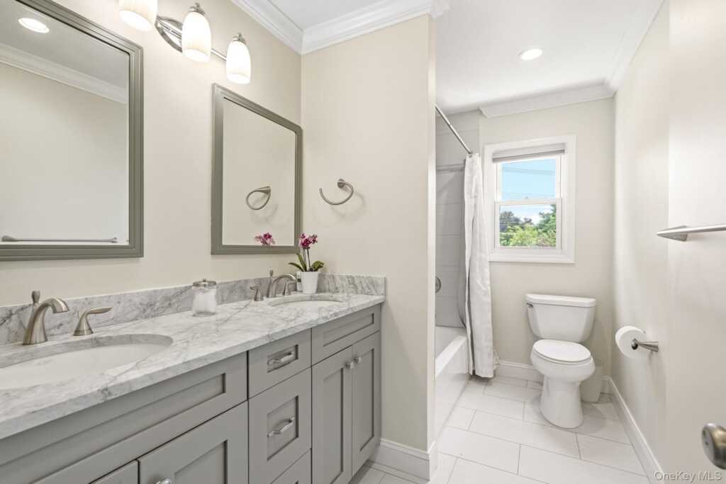 1 Pamela Lane, New Rochelle, NY 10804 - Photo 20 of 32