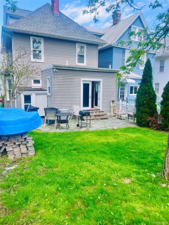 69 Treno Street, New Rochelle, NY 10801 - Photo 5 of 24