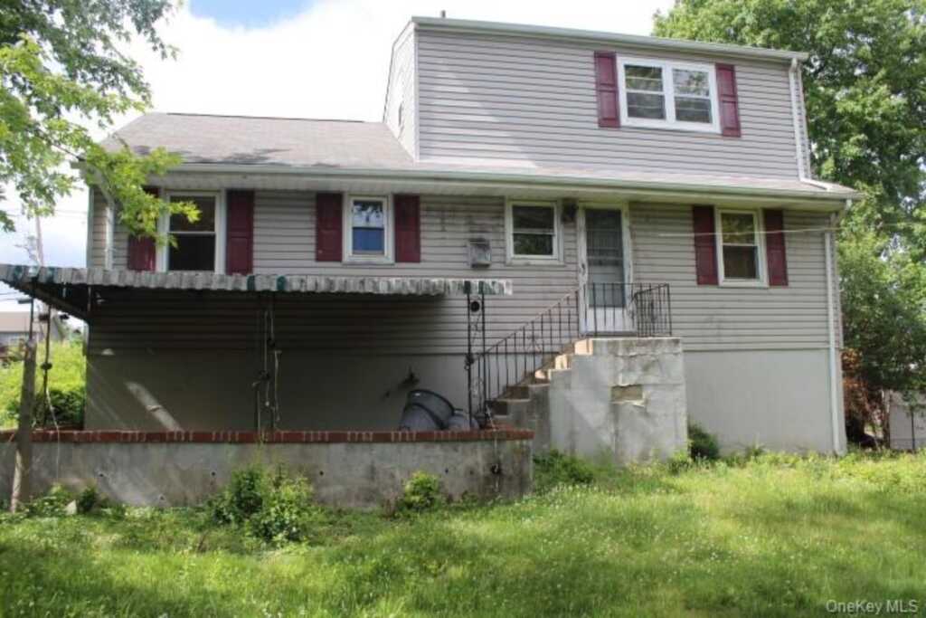 29 E Orchard Street, Nanuet, NY 10954 - Photo 3 of 16