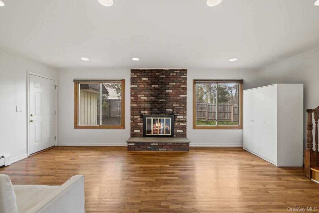 84 Tennyson Drive, Nanuet, NY 10954 - Photo 15 of 49