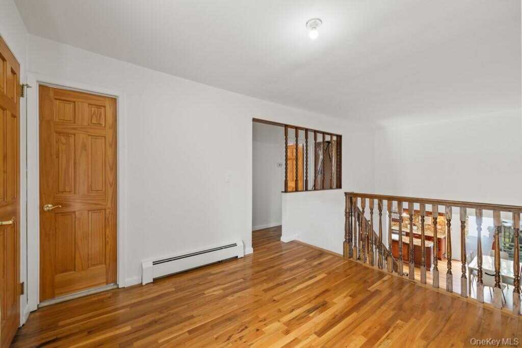 84 Tennyson Drive, Nanuet, NY 10954 - Photo 29 of 49