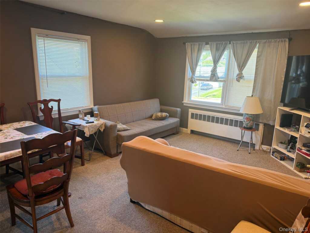 556 Westchester Avenue, Rye, NY 10573 - Photo 4 of 22