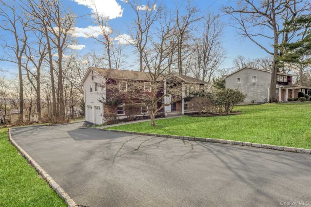 24 Gerke Avenue, New City, NY 10956 - Photo 2 of 27
