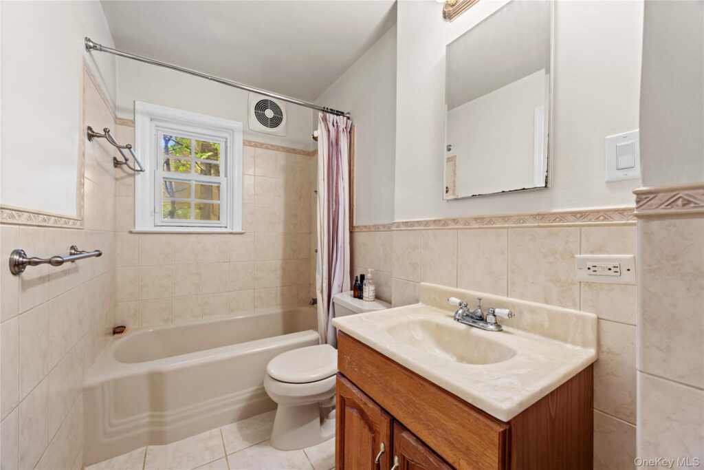 50 Wilmot Road, New Rochelle, NY 10804 - Photo 16 of 26