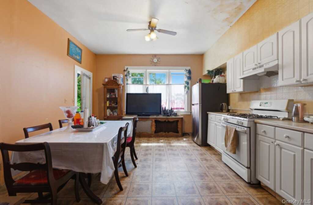 27 Soundview Street, Rye, NY 10573 - Photo 13 of 45