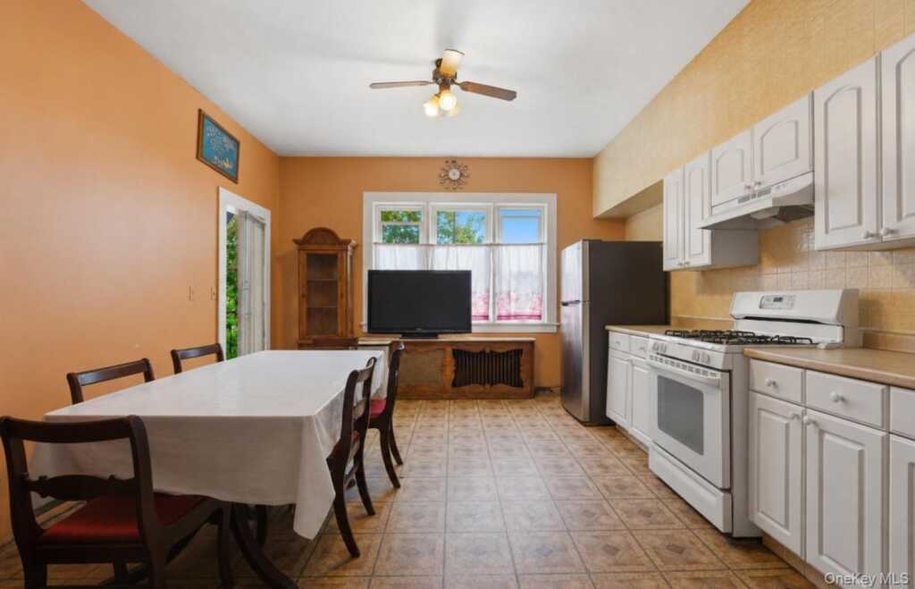 27 Soundview Street, Rye, NY 10573 - Photo 14 of 45