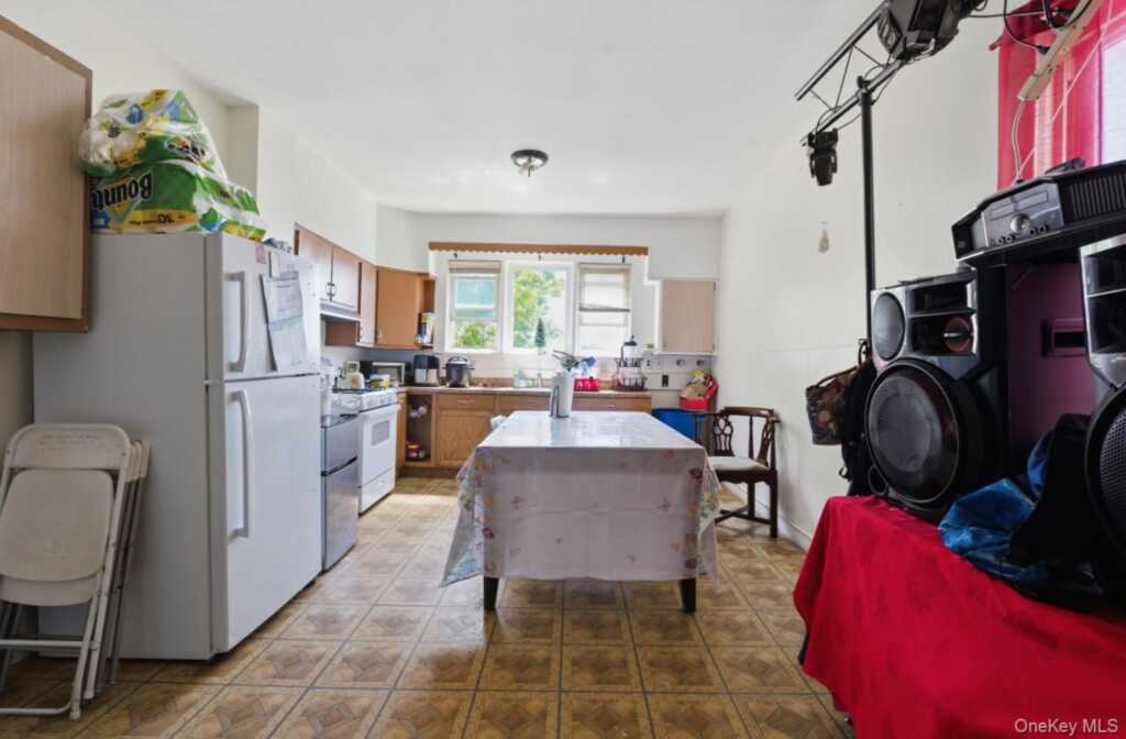 27 Soundview Street, Rye, NY 10573 - Photo 17 of 45