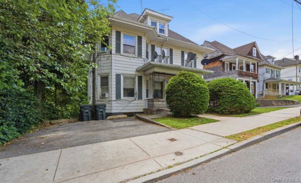 27 Soundview Street, Rye, NY 10573 - Photo 2 of 45