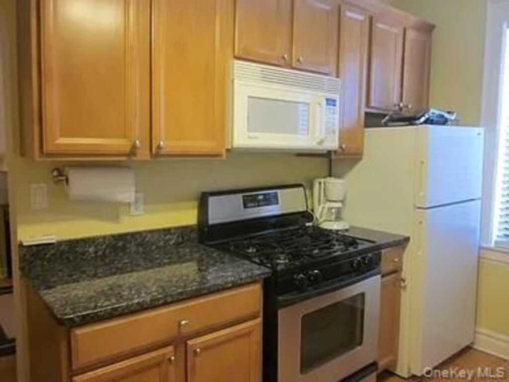 1 Franklin Avenue, Unit #4DD, White Plains, NY 10601