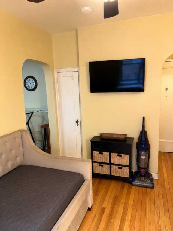 1 Franklin Avenue, Unit #4DD, White Plains, NY 10601 - Photo 5 of 8