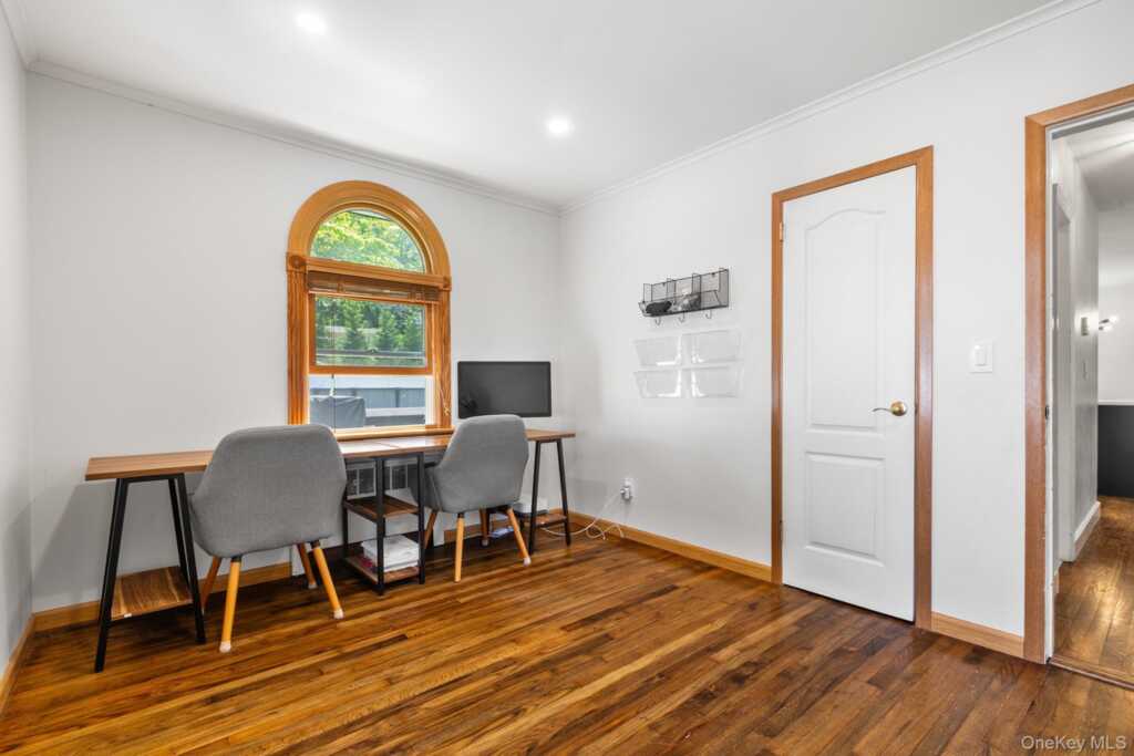 14 Edsall Avenue, Nanuet, NY 10954 - Photo 10 of 28