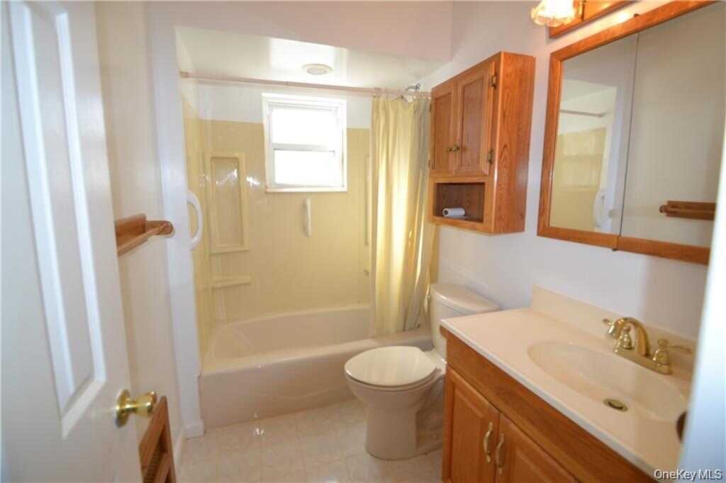 3 Chestnut Street, Unit #1, Pearl River, NY 10965 - Photo 12 of 13