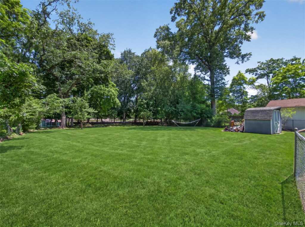368 Route 304, Nanuet, NY 10954 - Photo 25 of 26
