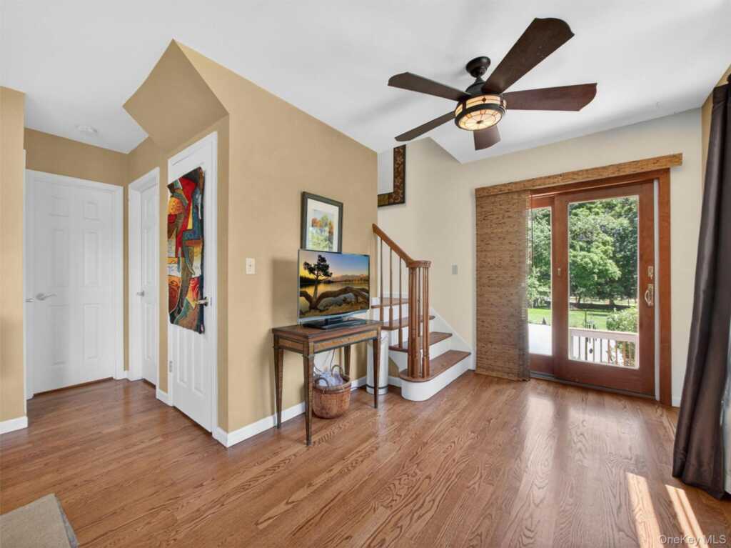 368 Route 304, Nanuet, NY 10954 - Photo 8 of 26