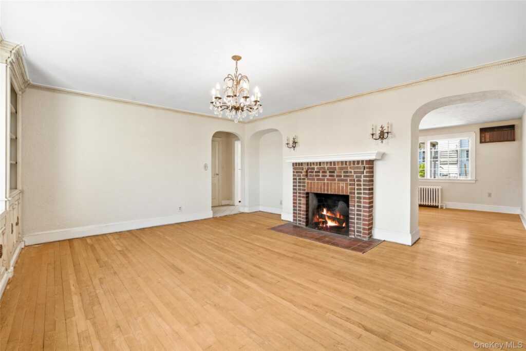 174 Fairview Avenue, Rye, NY 10573 - Photo 3 of 24