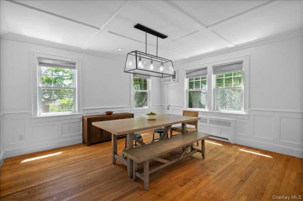 367 Old Mamaroneck Road, White Plains, NY 10605 - Photo 11 of 33